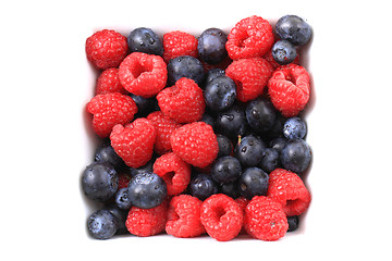 Image showing blueberries ad raspberries