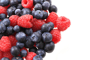 Image showing blueberries ad raspberries