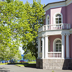 Image showing Old pink house architecture