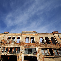 Image showing Facade of old destroyed house