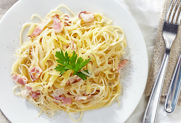 Image showing pasta carbonara on white plate