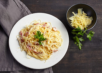 Image showing pasta carbonara on white plate