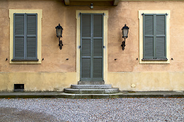 Image showing brown door  europe  italy  lombardy       in  the milano  stret 