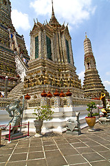 Image showing  pavement gold    temple   in   bangkok  statue