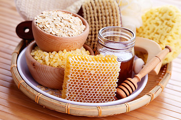 Image showing honey and spa treatment