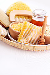 Image showing honey and spa treatment