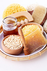 Image showing honey and spa treatment