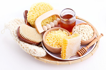 Image showing honey and spa treatment