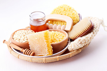 Image showing honey and spa treatment