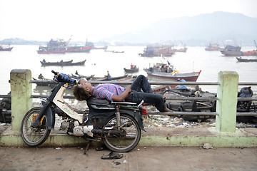 Image showing ASIA MYANMAR MYEIK CITY PEOPLE