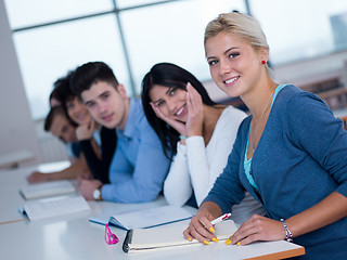 Image showing students group  study