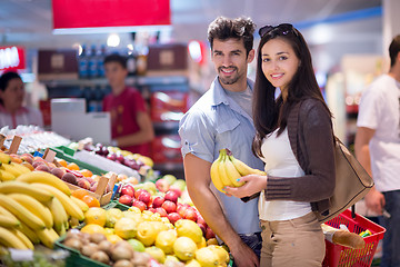 Image showing couple shopping in a supermarket