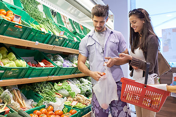 Image showing couple shopping in a supermarket