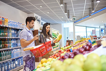 Image showing couple shopping in a supermarket