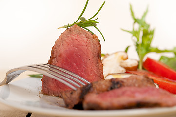 Image showing beef filet mignon grilled with vegetables