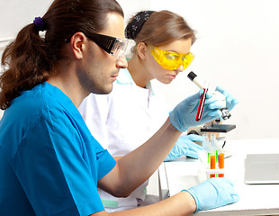 Image showing two doctors in the lab