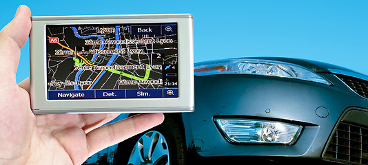 Image showing gps in a man hand