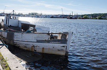 Image showing one ship wreck