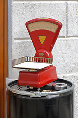 Image showing Vintage scale