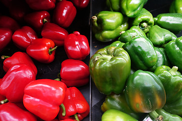 Image showing Green and red bell peppers