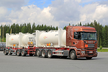 Image showing Scania R520 Euro 6 Tank Truck On the Go