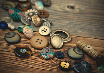 Image showing placer of old buttons