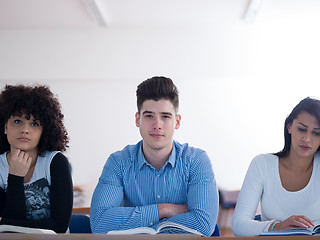 Image showing students group  study