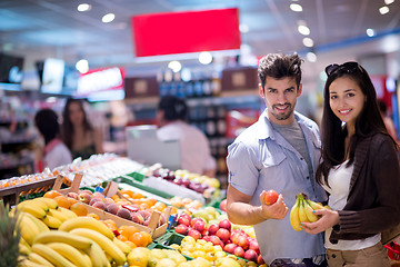 Image showing couple shopping in a supermarket