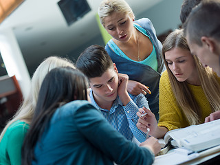 Image showing students group  study