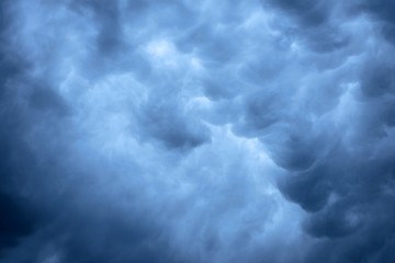 Image showing Beautiful sky with fluffy clouds