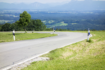 Image showing winding road