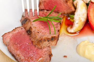 Image showing beef filet mignon grilled with vegetables