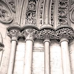 Image showing historic   marble and statue in old city of london england