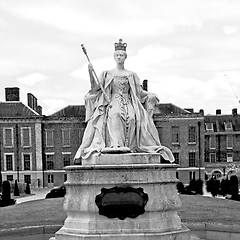 Image showing historic   marble and statue in old city of london england