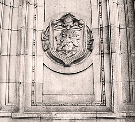 Image showing marble and statue in old city of london england