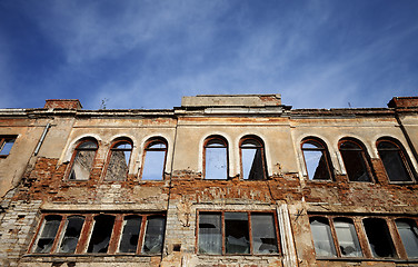 Image showing Facade of old destroyed house