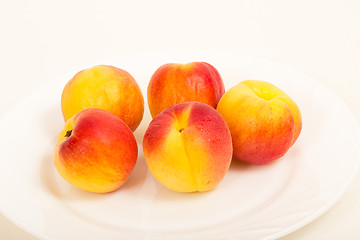 Image showing apricots