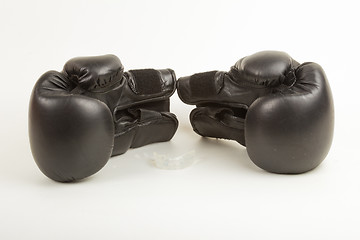 Image showing boxing gloves     