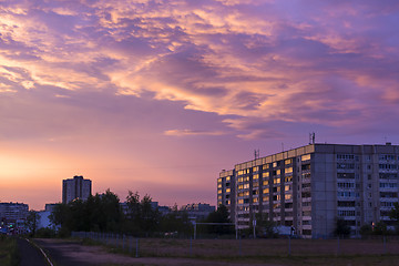 Image showing Sunset skyscape over city