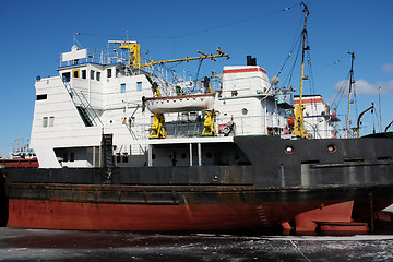 Image showing ships at the port in winter 