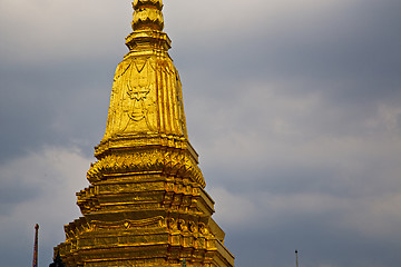 Image showing  thailand asia   in  bangkok rain   colors  roof wat  palaces   