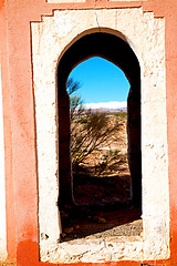 Image showing gate   in todra   africa and  village