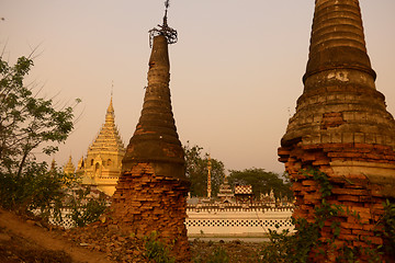 Image showing ASIA MYANMAR INLE LAKE NYAUNGSHWN PAGODA