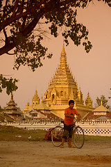 Image showing ASIA MYANMAR INLE LAKE NYAUNGSHWN PAGODA