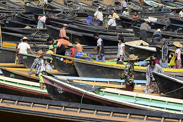 Image showing ASIA MYANMAR NYAUNGSHWE INLE LAKE