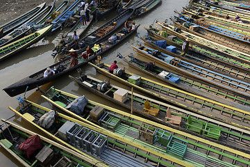 Image showing ASIA MYANMAR NYAUNGSHWE WEAVING FACTORY