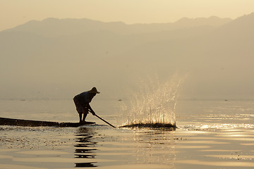 Image showing ASIA MYANMAR NYAUNGSHWE INLE LAKE