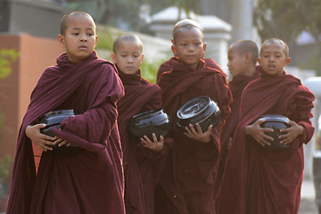 Image showing ASIA MYANMAR NYAUNGSHWE MONK