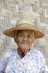 Image showing ASIA MYANMAR NYAUNGSHWE WOMEN