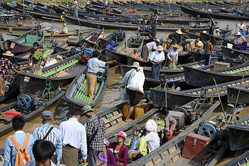 Image showing ASIA MYANMAR NYAUNGSHWE INLE LAKE